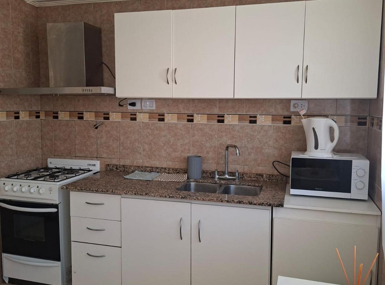 Foto de ALQUILER CASA AMOBLADA 6 PAX RINCON DE LOS SAUCES, imagen 3