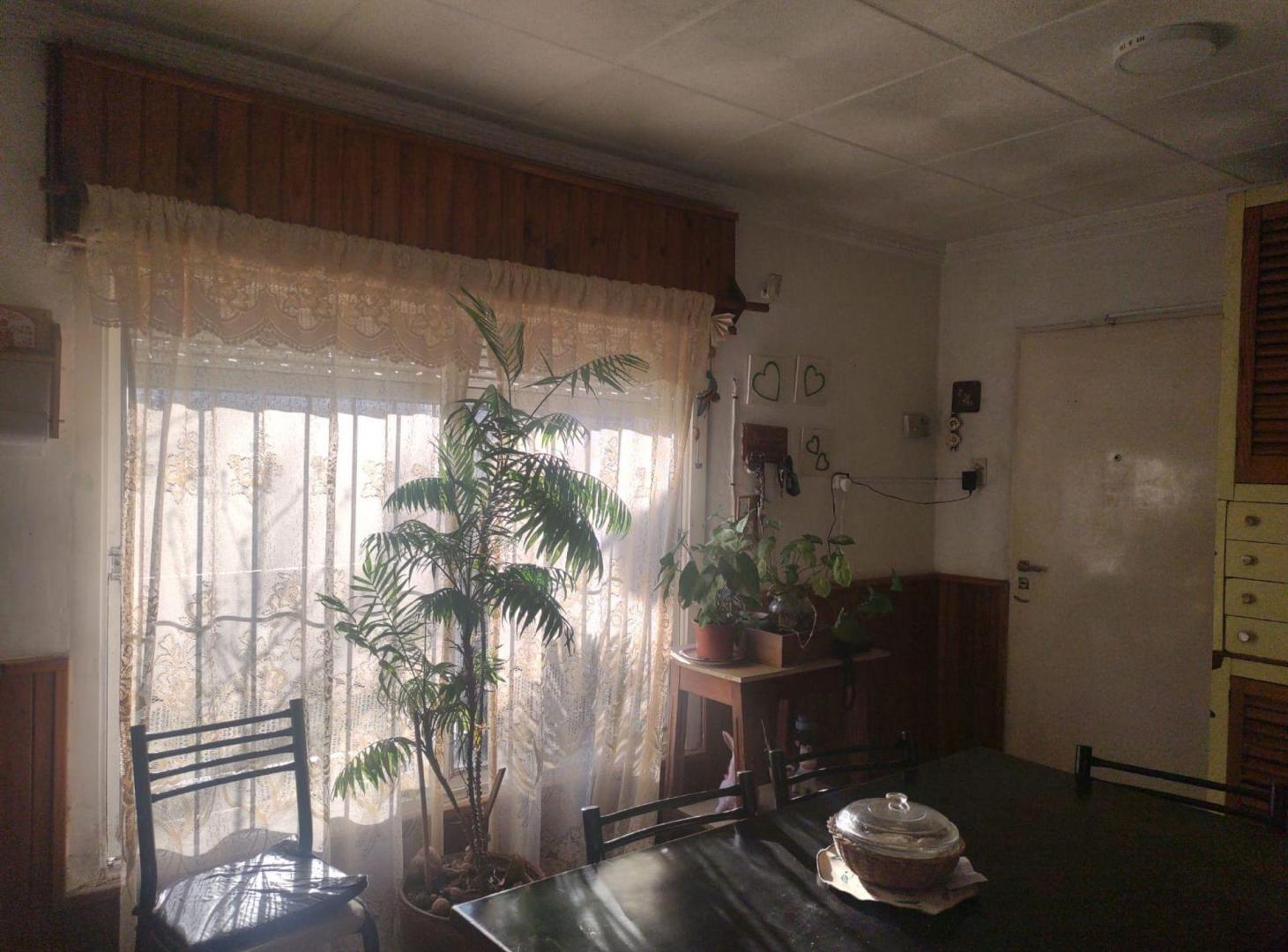 Foto de VENTA CASA 2 DORMITORIOS NEUQUEN, imagen 2