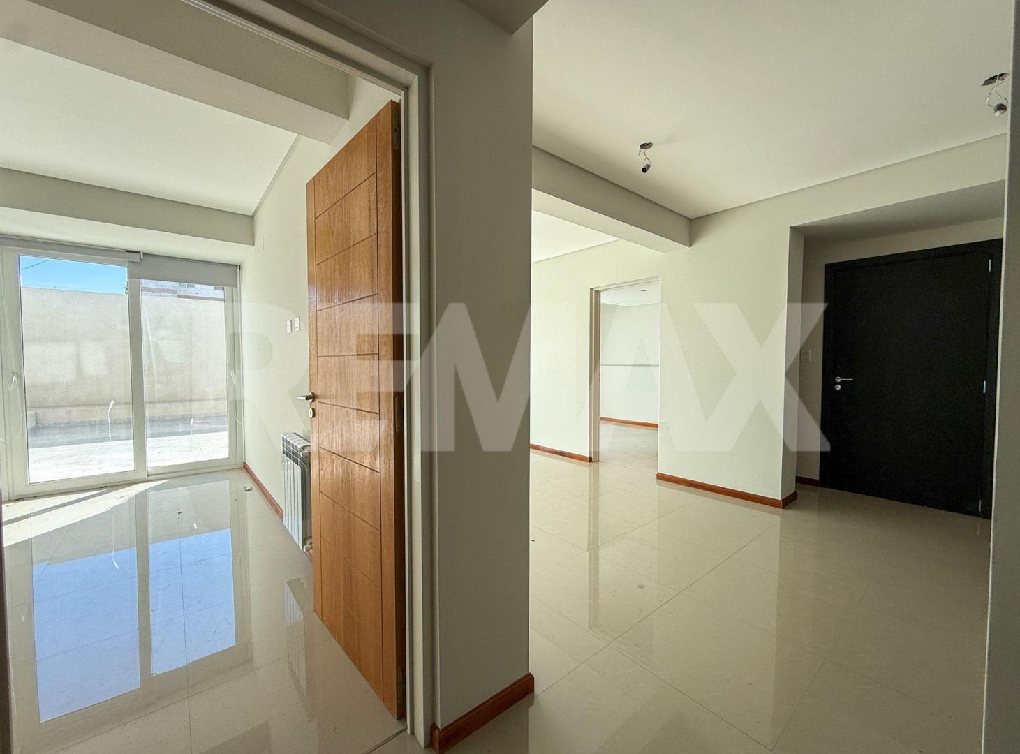 Foto de VENTA DEPARTAMENTO 2 DORM. EDIFICIO PARQUE, imagen 3