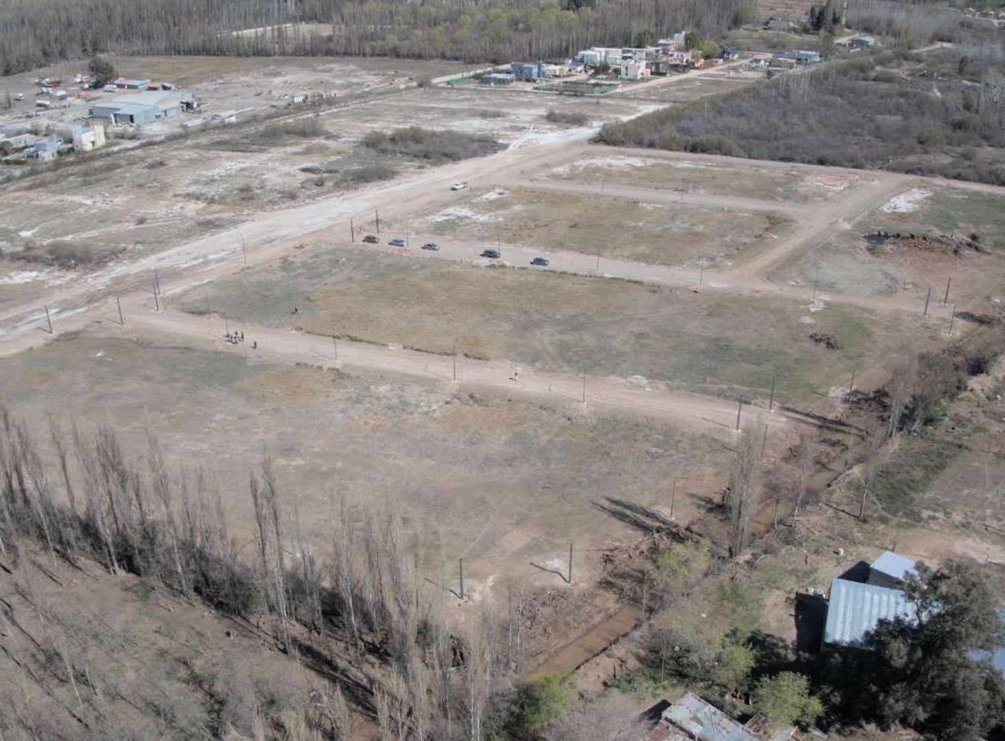 Foto de VENTA TERRENO EN LOTEO LA CATALINA NEUQUEN, imagen 3