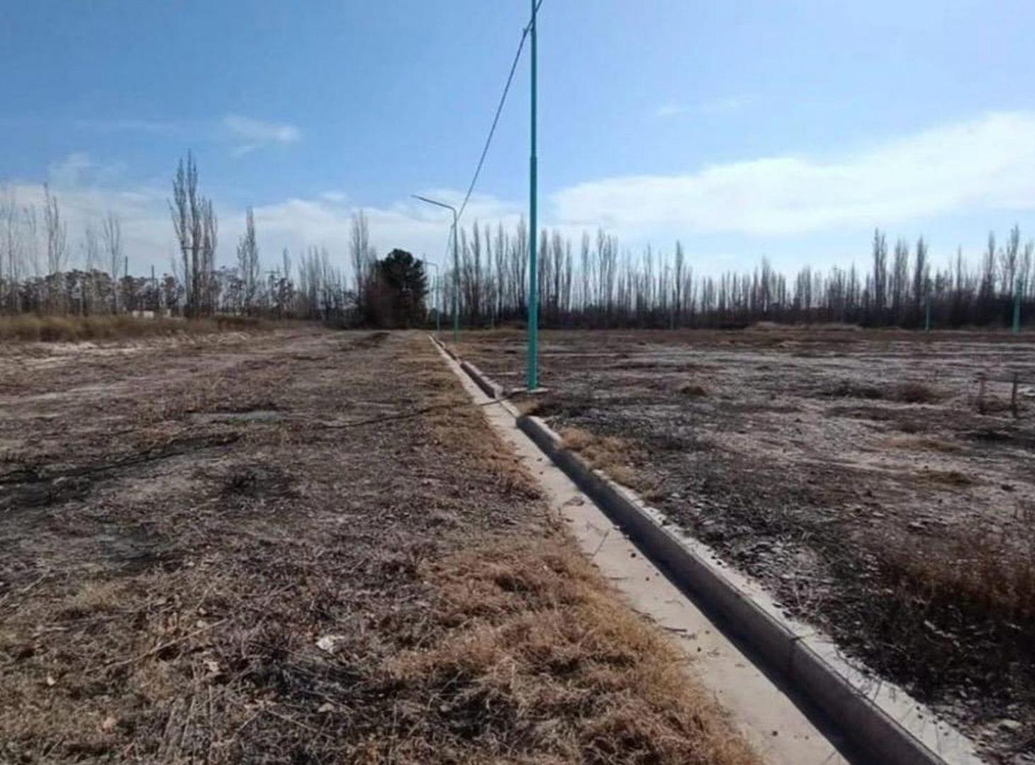 Foto de TERRENO EN VENTA LOTEO EMANUEL 1 - CINCO SALTOS, imagen 3