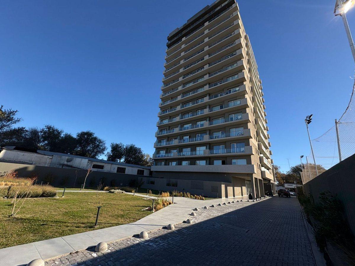 Foto de VENTA DEPARTAMENTO 2 DORMITORIOS GATICA 498, imagen 3