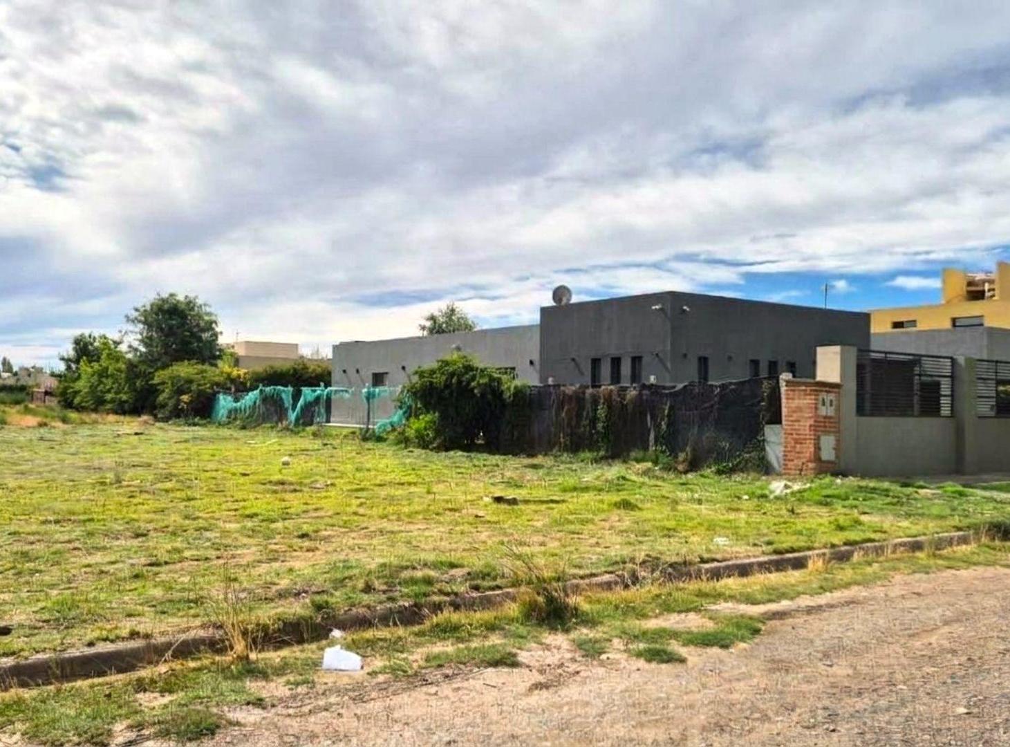 Foto de LOTE EN VENTA LOS QUBRACHOS 572 CIPOLLETTI, imagen 2