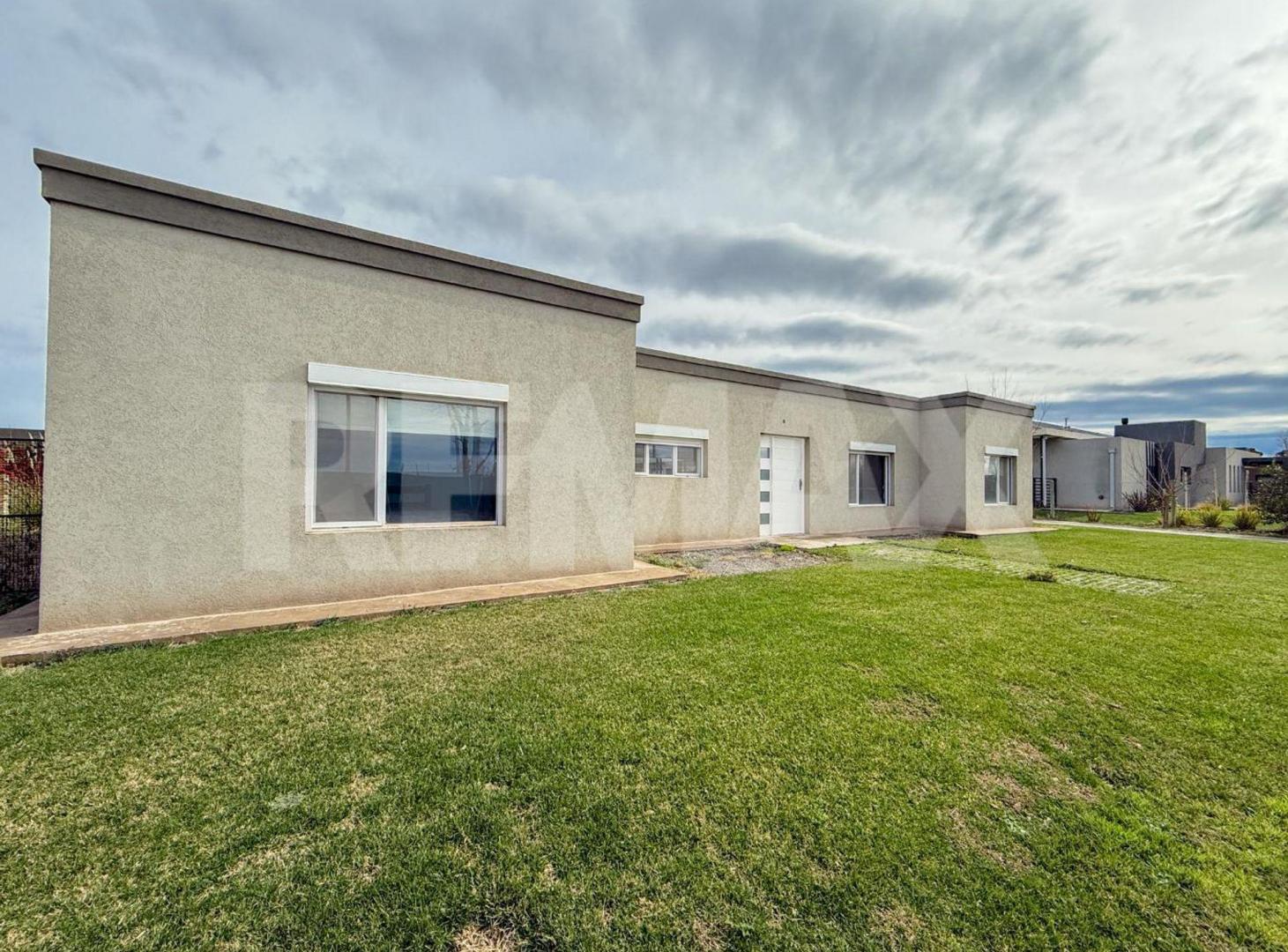 Foto de VENTA CASA BARRIO PRIVADO LA FALDA, imagen 4