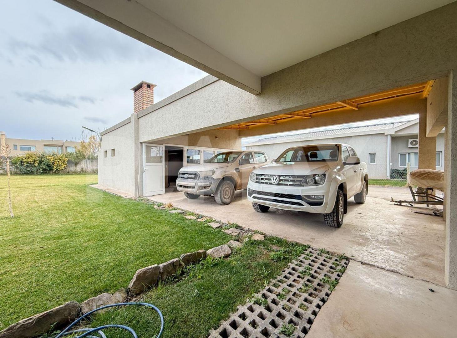 Foto de VENTA CASA BARRIO PRIVADO LA FALDA, imagen 3