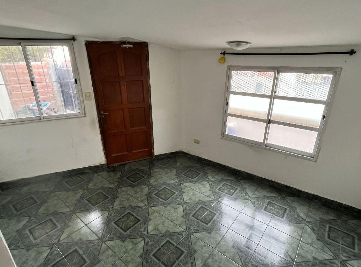 Foto de VENTA CASA 2 DORMITORIOS + DUPLEX 1 DORMITORIO, imagen 2