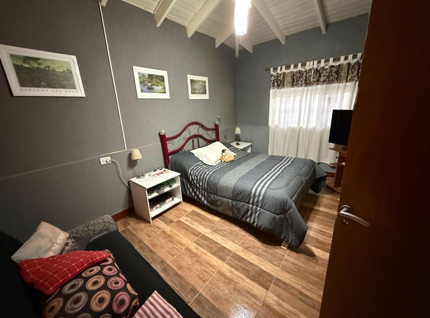Foto de VENTA CASA + SALON BARRIO LOS ALAMOS, imagen 5
