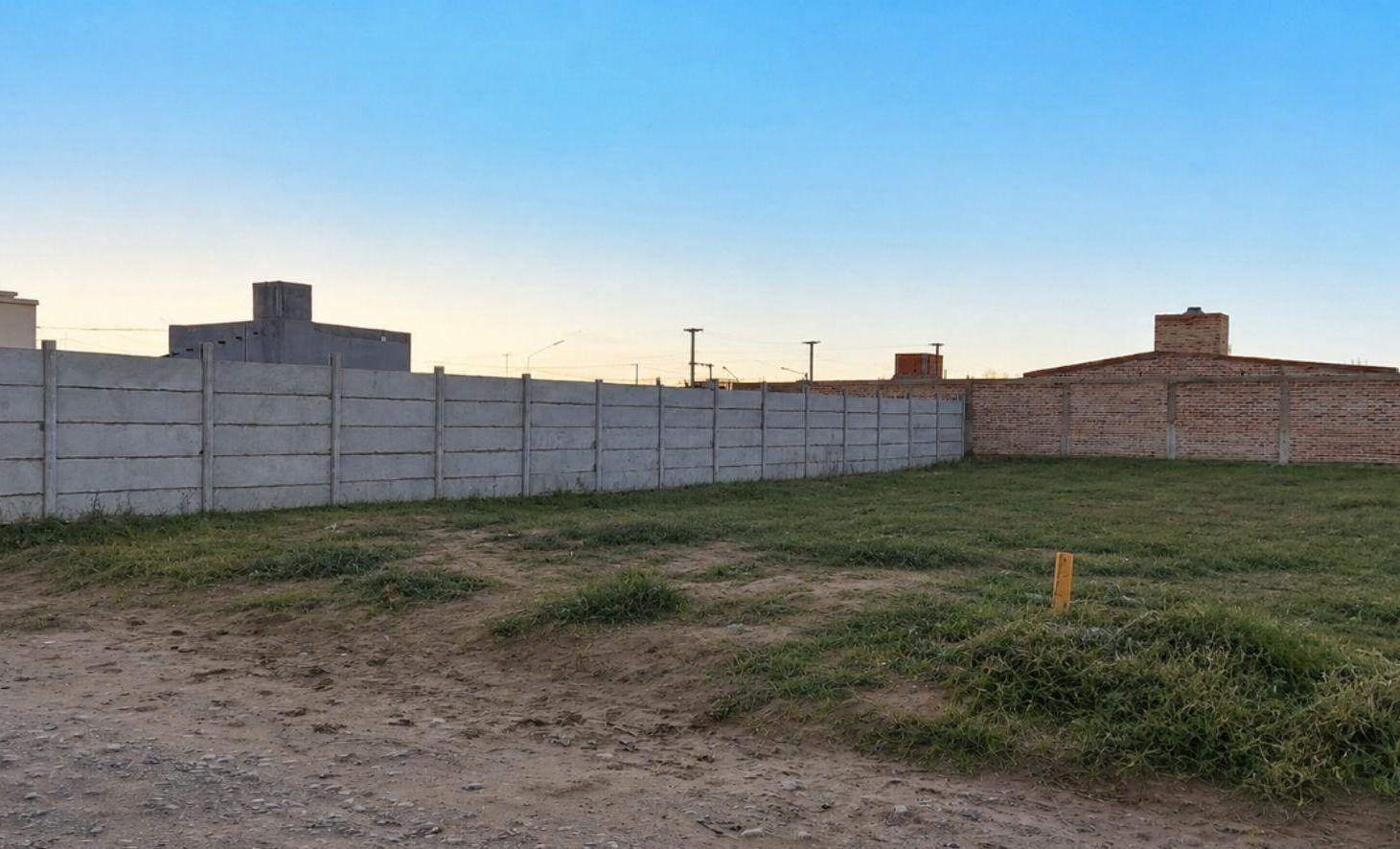 Foto de VENTA LOTE 360 m2 PLOTTIER, imagen 1