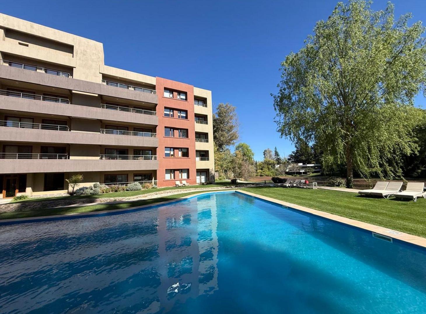 Foto de VENTA DEPARTAMENTO 2 DORM | ACQUABELLA | PLOTTIER, imagen 2