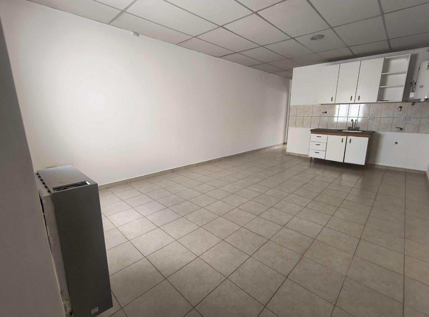 Foto de ALQUILER DEPARTAMENTO DE UN DORMITORIO PLOTTIER, imagen 1
