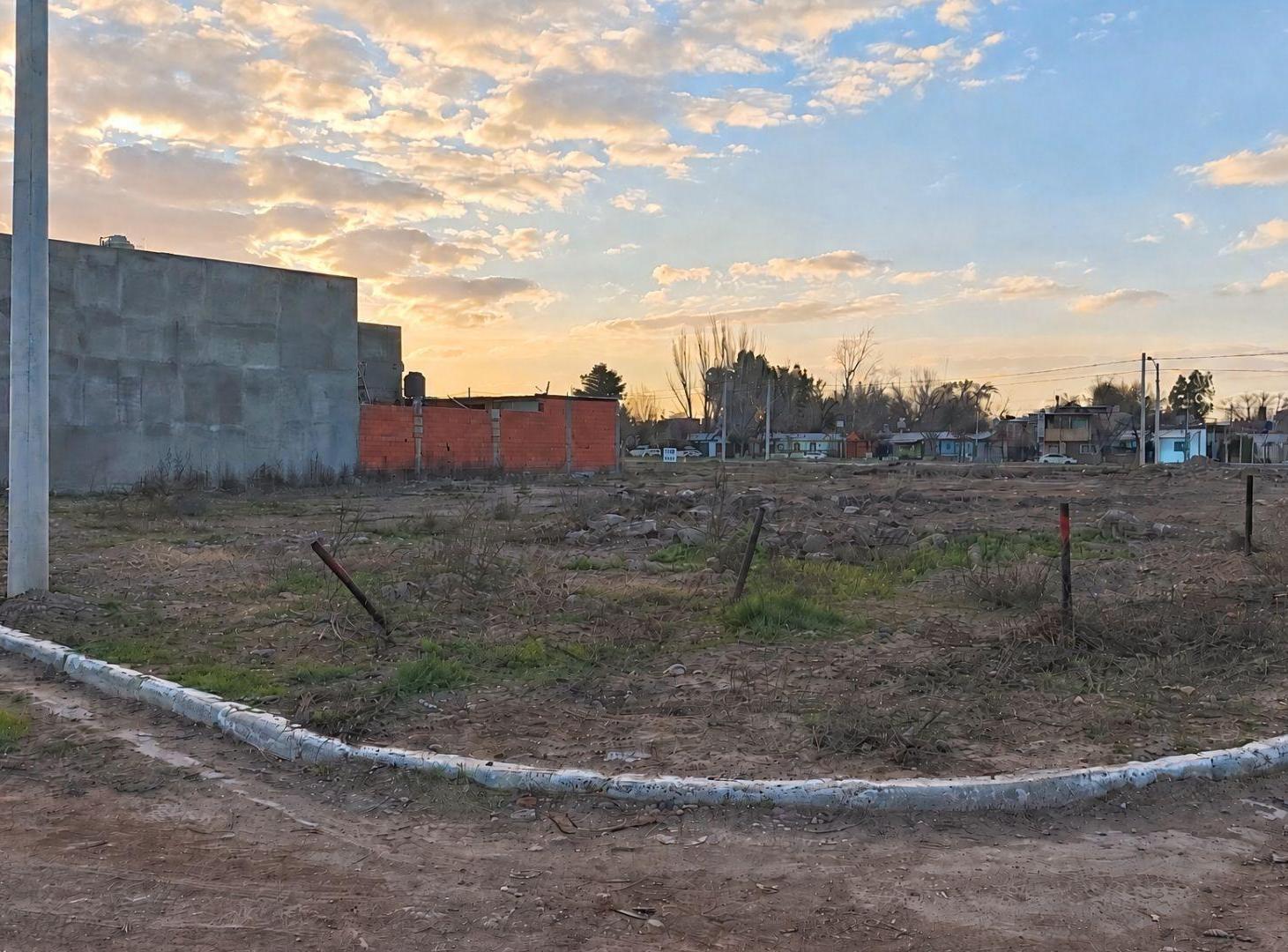 Foto de LOTE EN VENTA LAGUNA PAIMUN PASEO COSTERO NEUQUEN, imagen 1