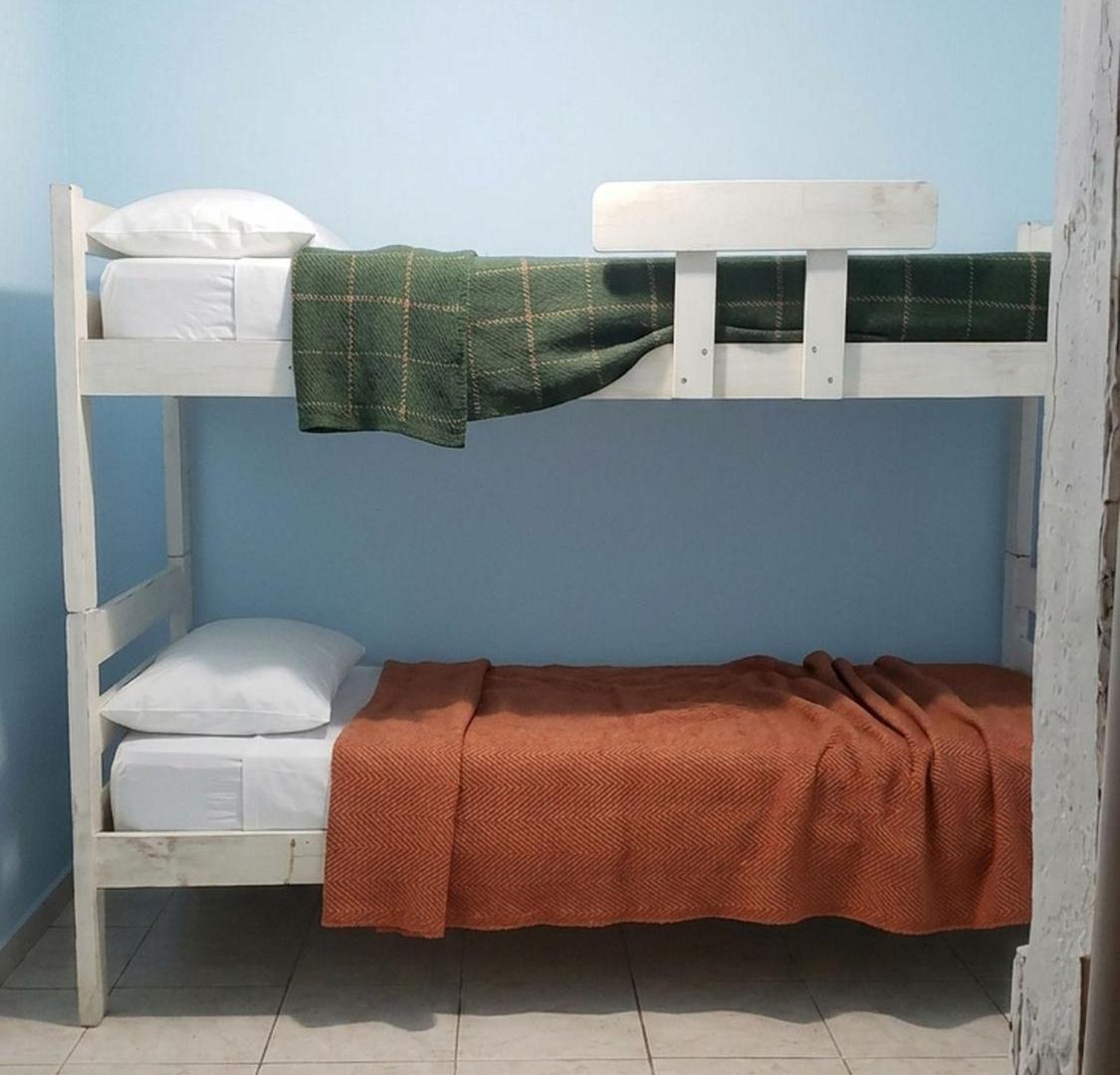 Foto de VENTA CASA 2 DORMITORIOS A REFACCIONAR EN NEUQUEN, imagen 4