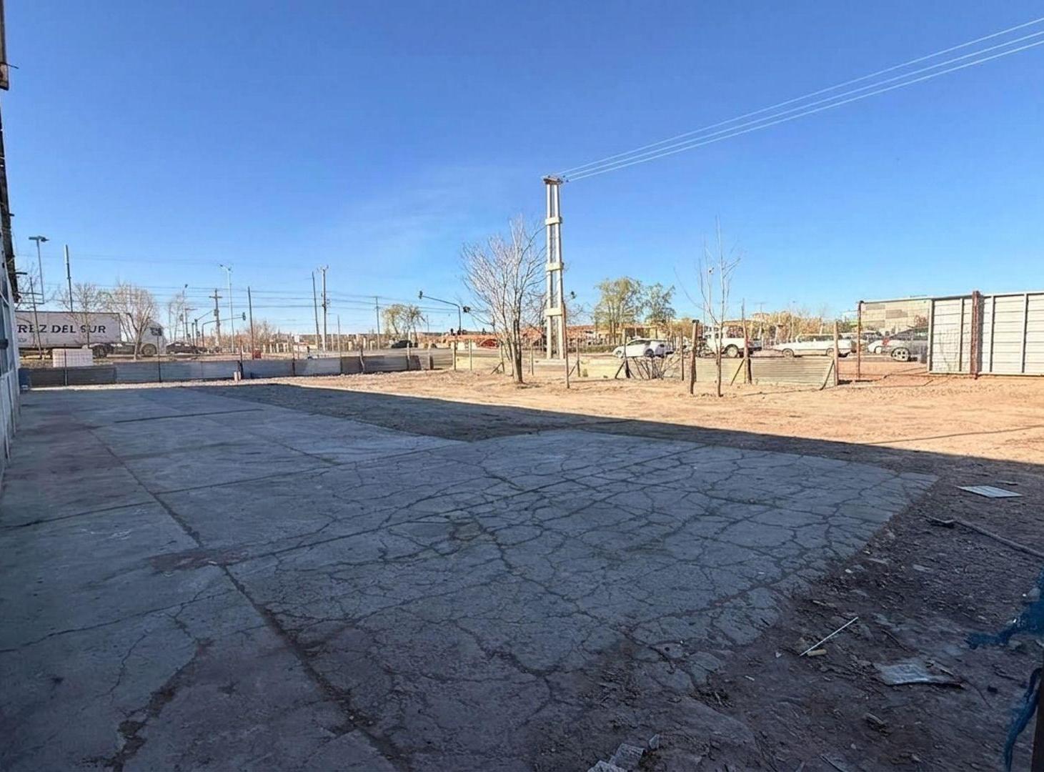 Foto de ALQUILER GALPON FRENTE AV MOSCONI - NEUQUEN, imagen 3