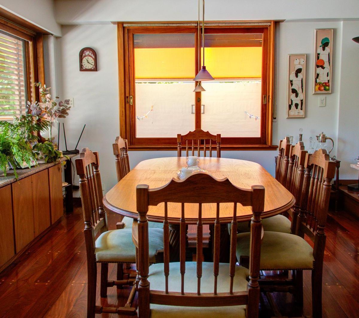 ¡Impecable! Casa en San Isidro 2