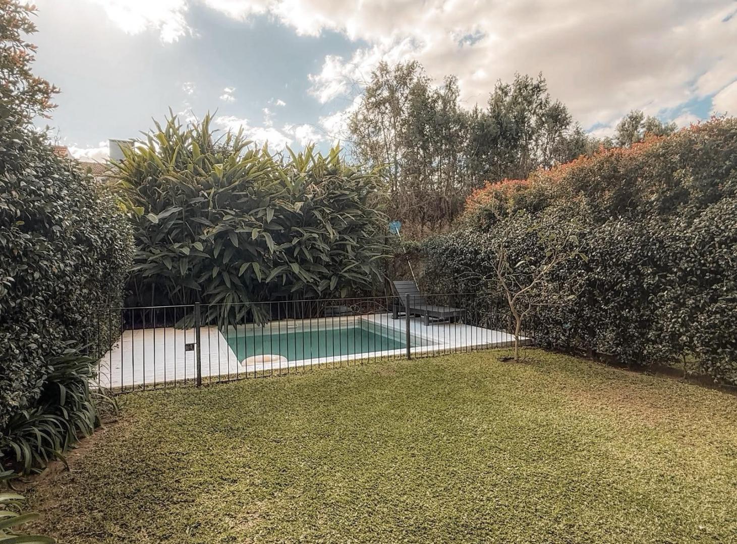 Foto de ALQUILER DUPLEX, 3 AMBIENTES, EN BARRIO CERRADO OVEJITAS 1, LAS LOMAS, imagen 2