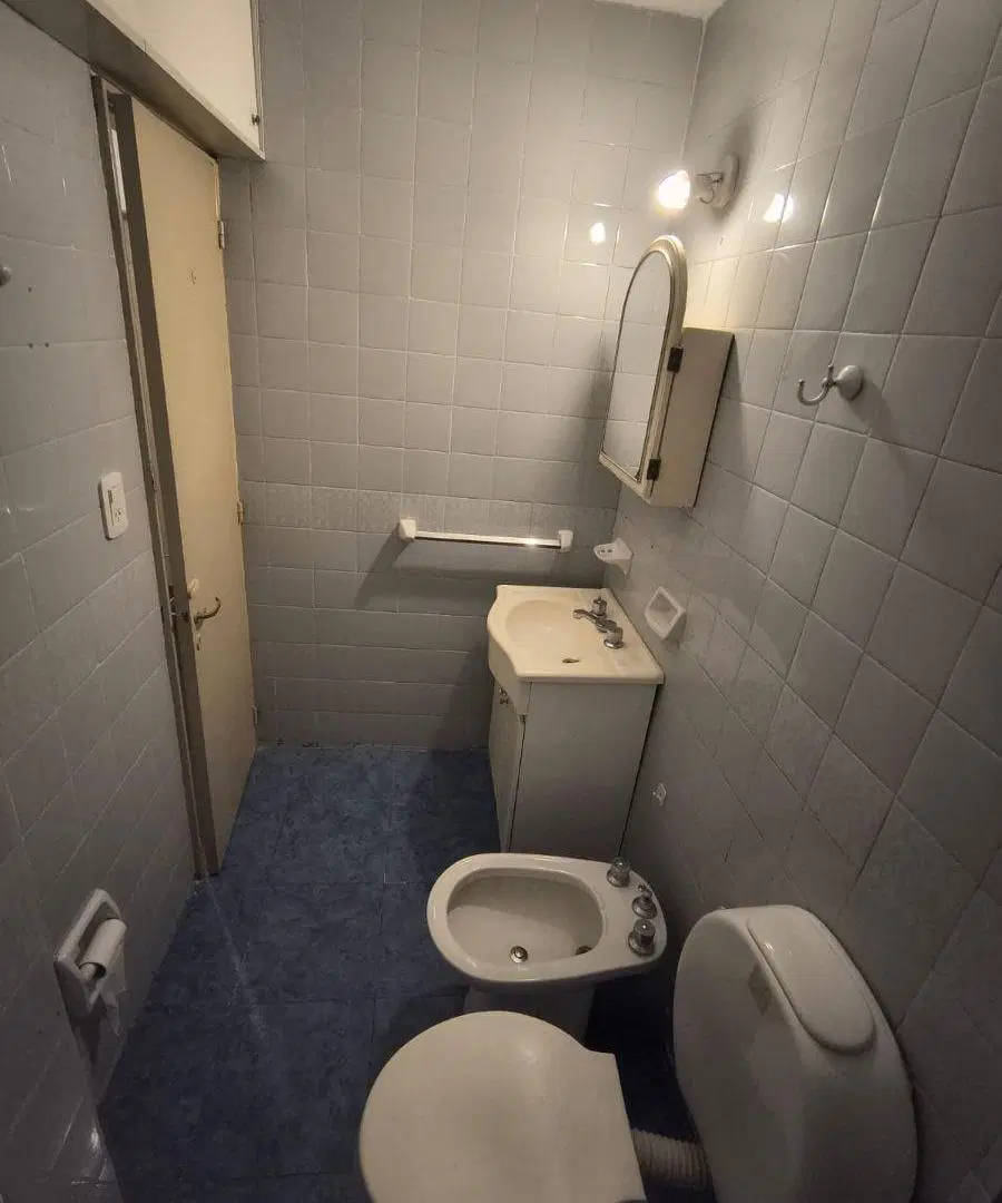 Departamento dos dormitorios centro con balcón cubierto 2