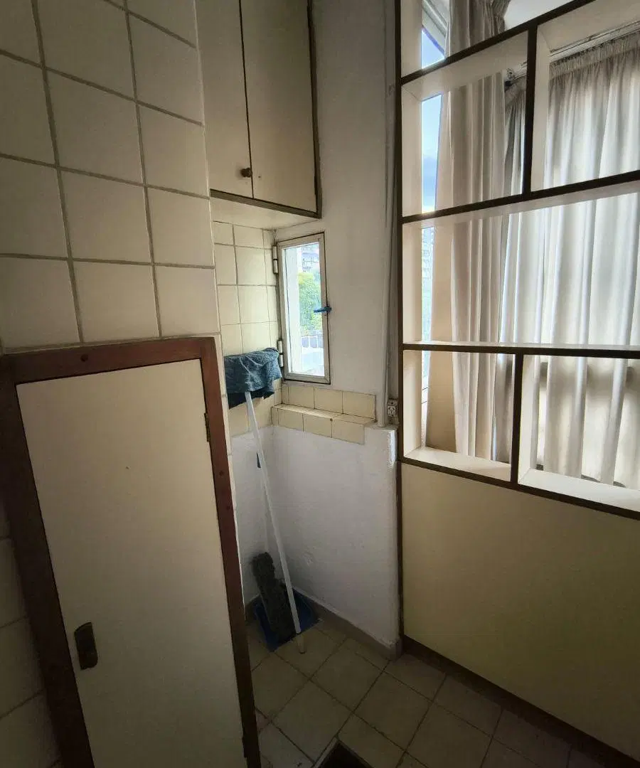 Departamento dos dormitorios centro con balcón cubierto 5