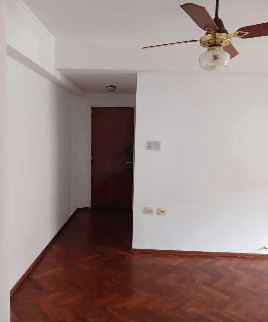 Impecable departamento con cocina comedor y baño de servicio 4