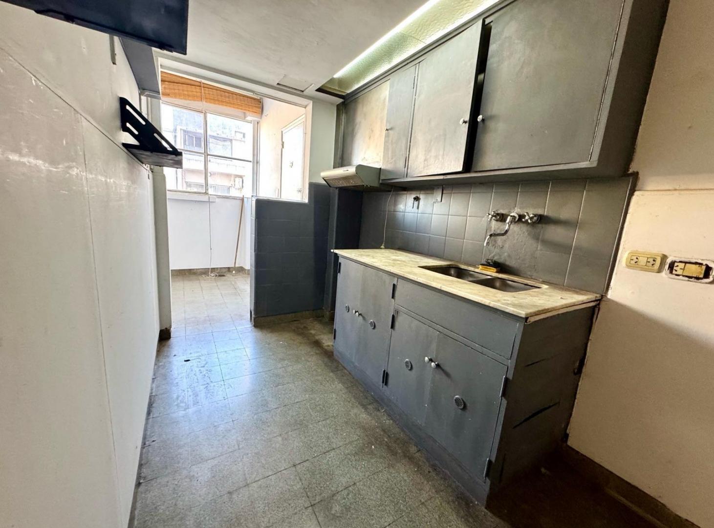 Foto de Departamento sobre Bv. Oroño de tres dormitorios, imagen 2