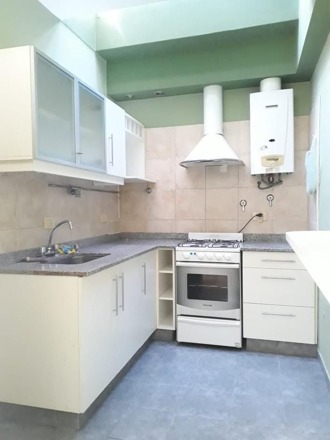 Foto de Casa de 3 dormitorios con terraza y patio en Alberdi, imagen 4