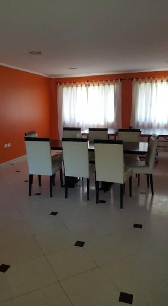 Excelente Casa en El Barrio Cerrado El Cortijo 4