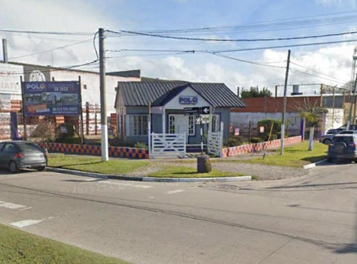 IMPORTANTE ESQUINA EN ALQUILER COMERCIAL. VARIOS RUBROS 1