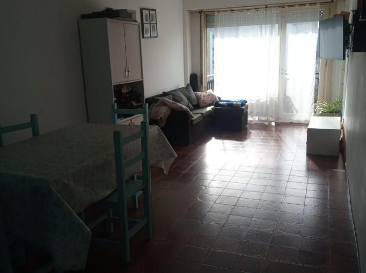 DEPARTAMENTO DE 3 AMB A LA CALLE CON BALCON 3