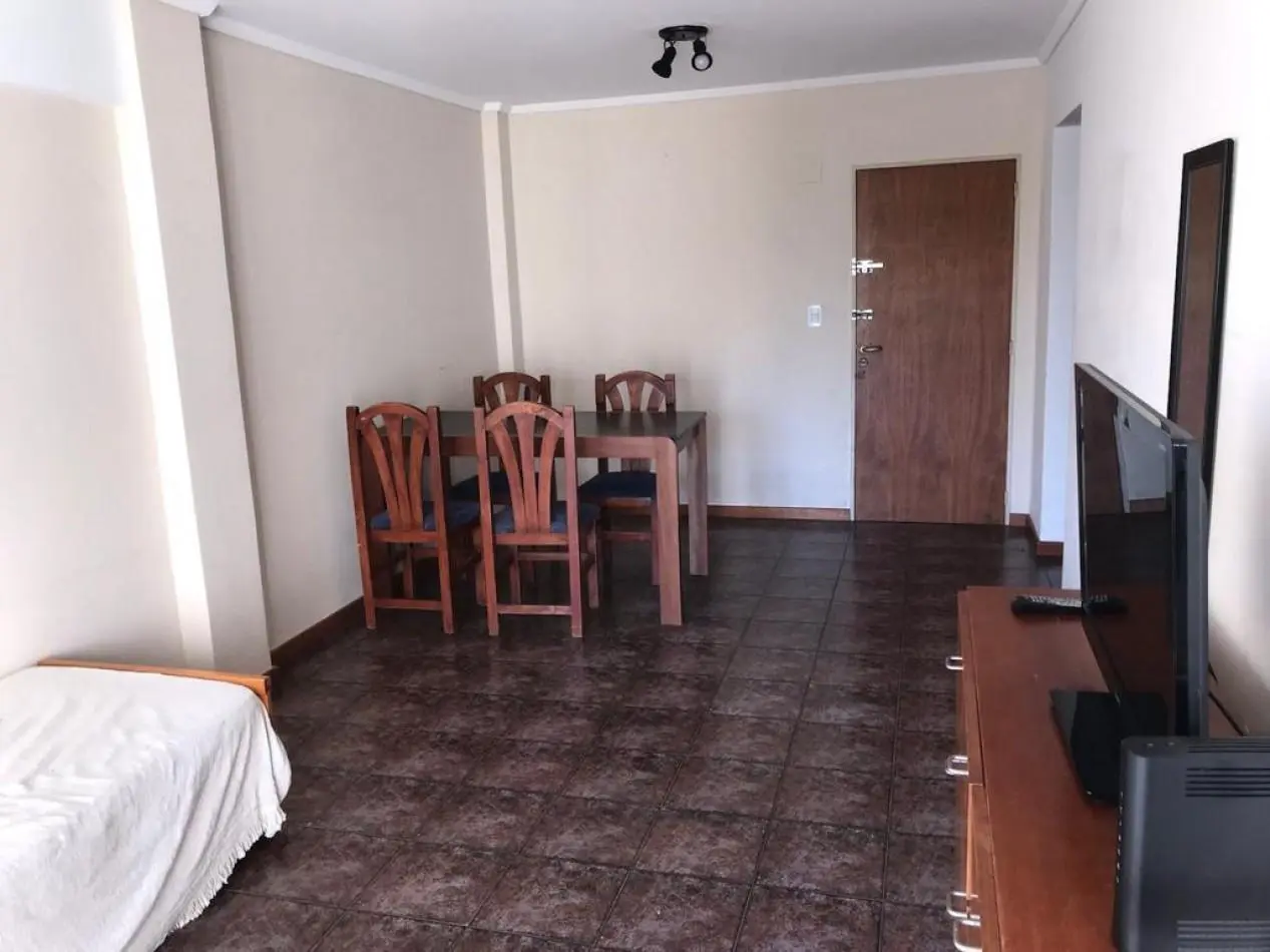 DEPARTAMENTO DE 2 AMB EN ALQUILER PARA ESTUDIANTES 3