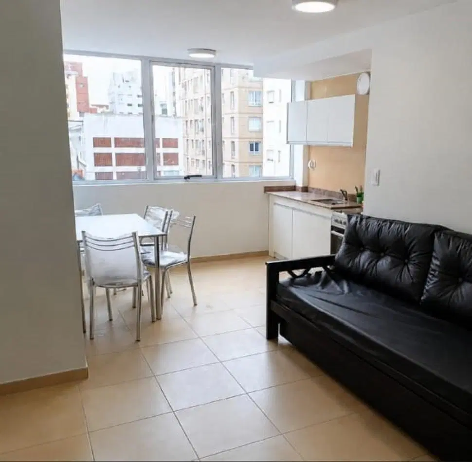 DEPARTAMENTO DE 2 AMB CON ESPACIO DE COCHERA 2