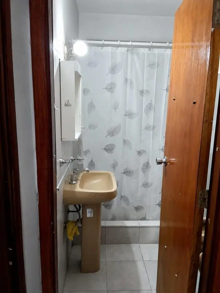 DEPARTAMENTO DE 2 AMB EXTERNO CON BALCON 1