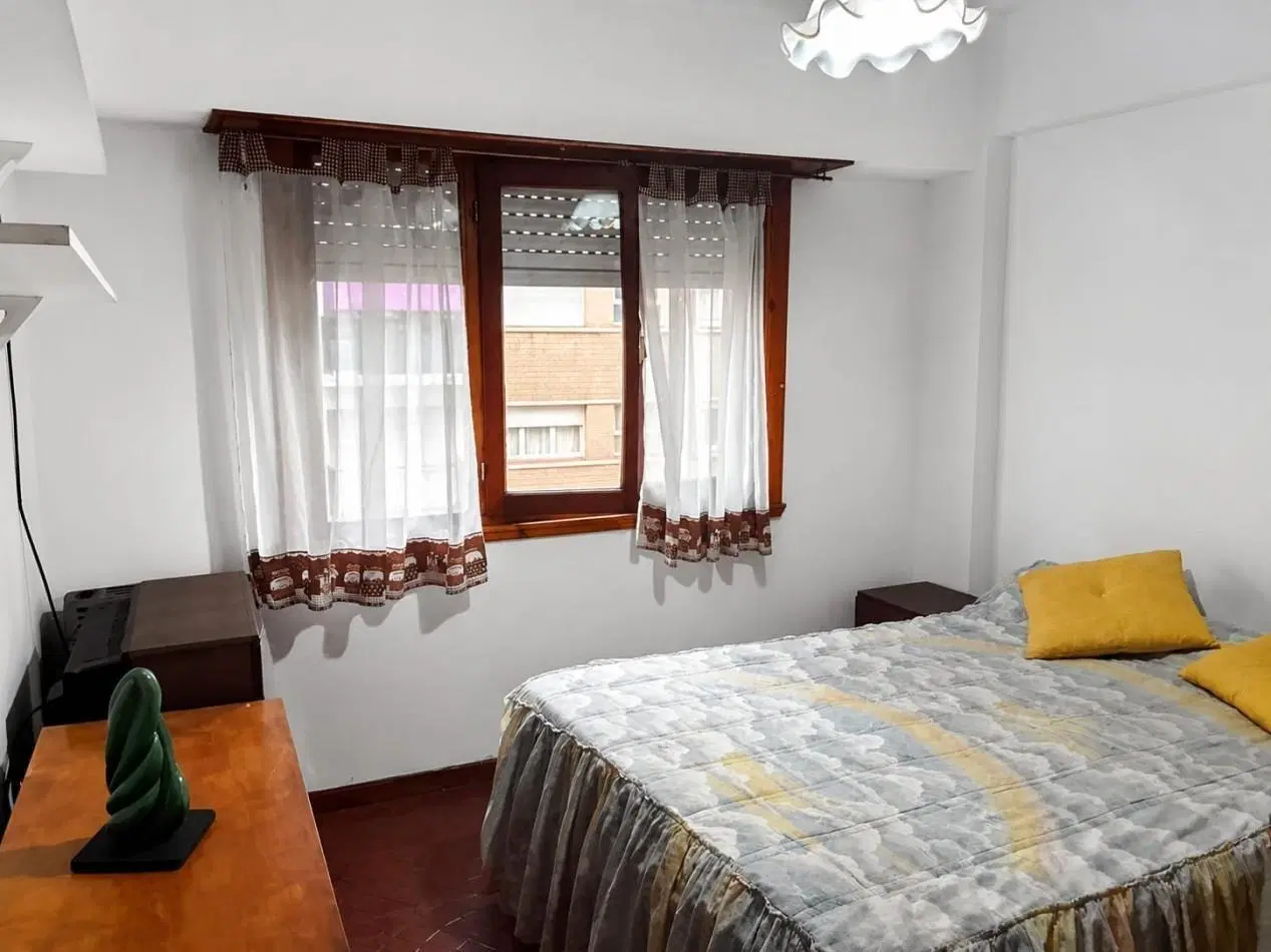 DEPARTAMENTO DE 2 AMB EXTERNO CON BALCON 2