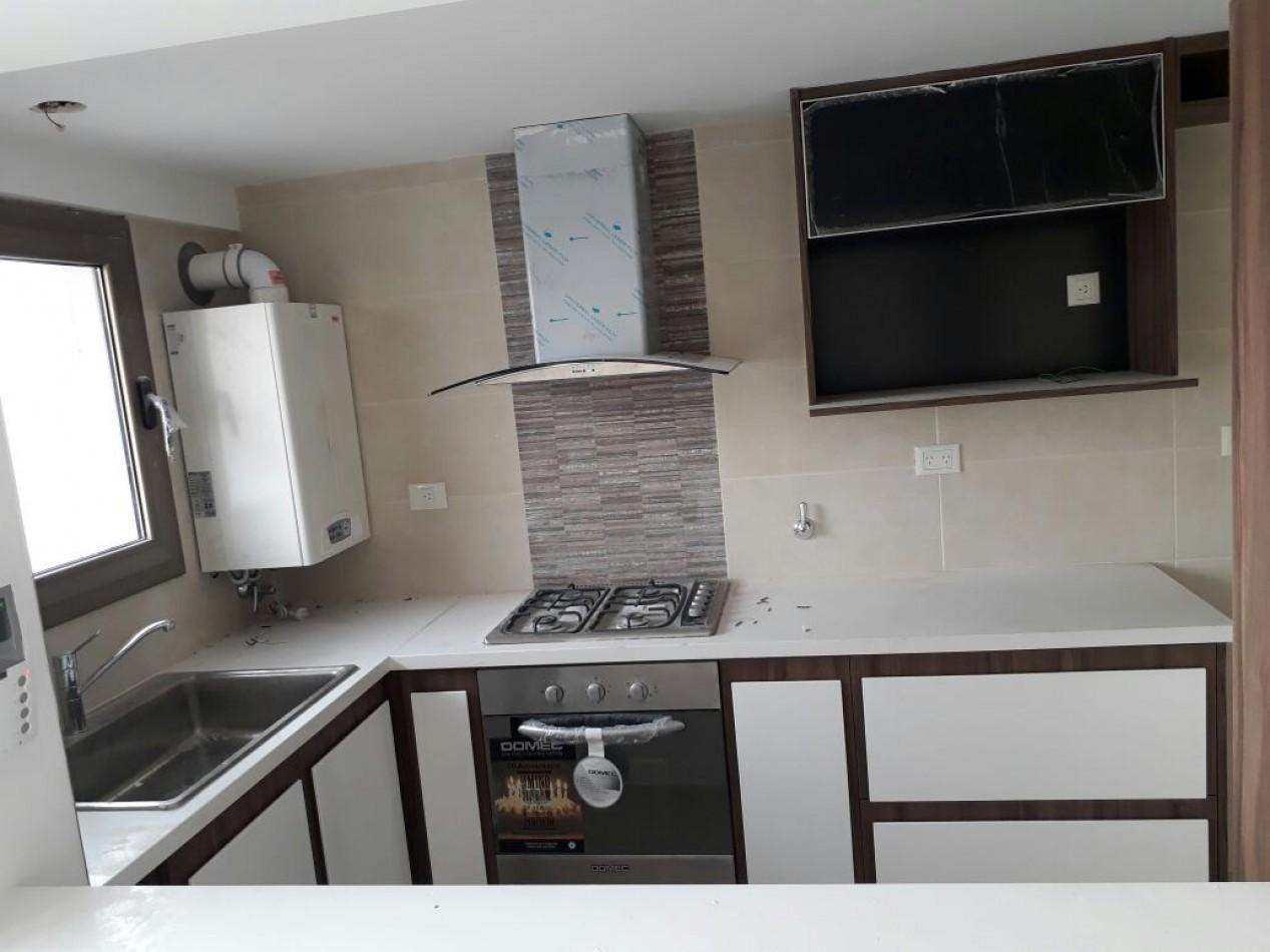 Foto de SEMIPISO DE 2 AMB EXTERNO CON BALCON, imagen 4