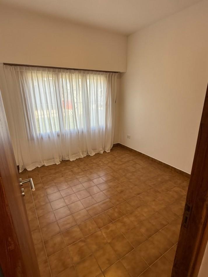 Foto de CASA DE 3 AMB CON GRAN PARQUE, imagen 3