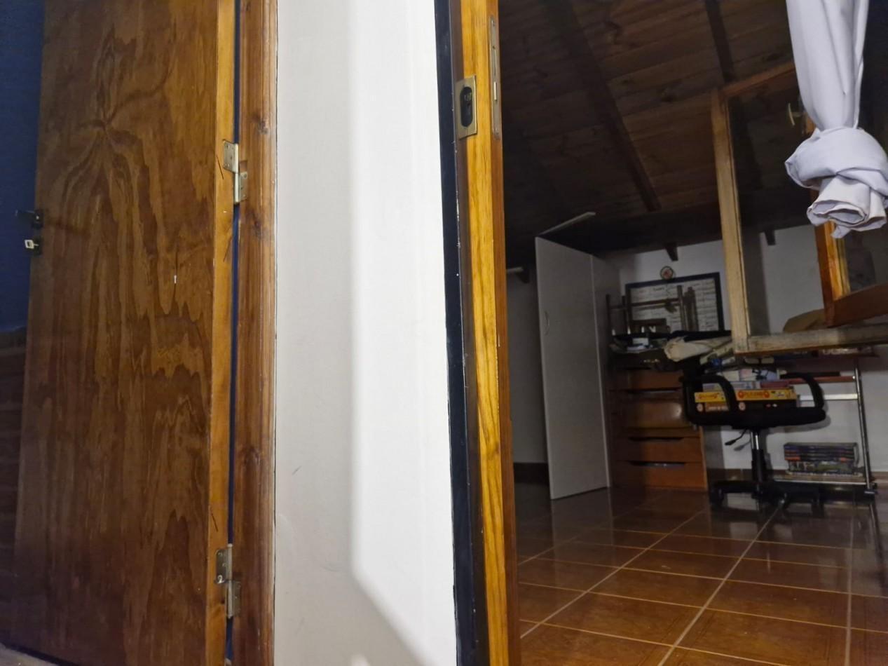 Foto de PH DE 4 AMB EN 1° PISO. EXCELENTE ESTADO, imagen 5