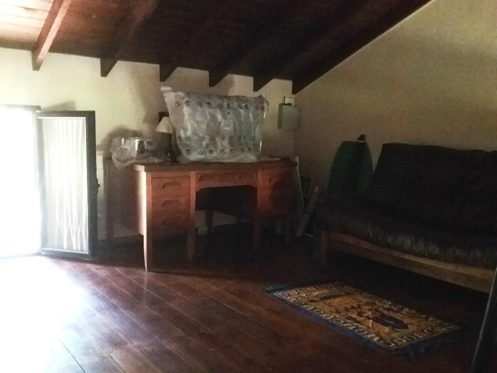 Excelente Casa de 4 Ambientes en Costa del Este 5