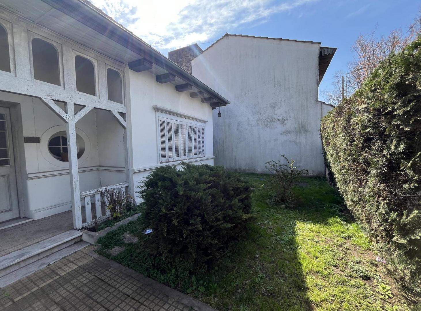 EXCELENTE LOTE DE 17.32 X 40 IDEAL DESARROLLO INMOBILIARIO