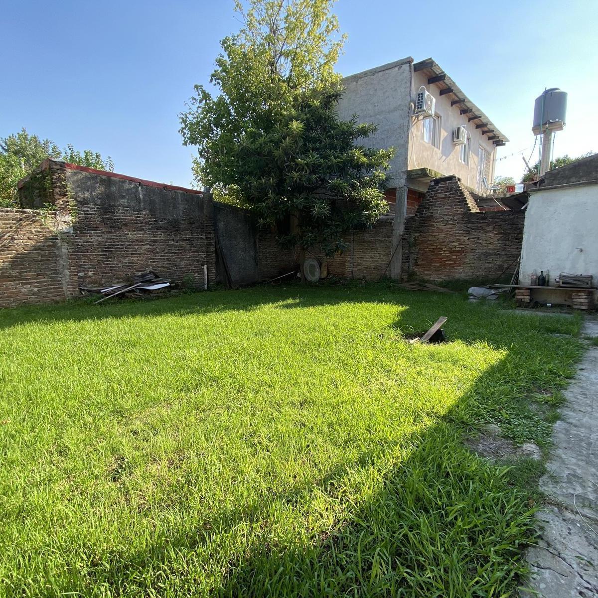 Casa de 2 Ambientes Sobre Lote de 200 m² 2