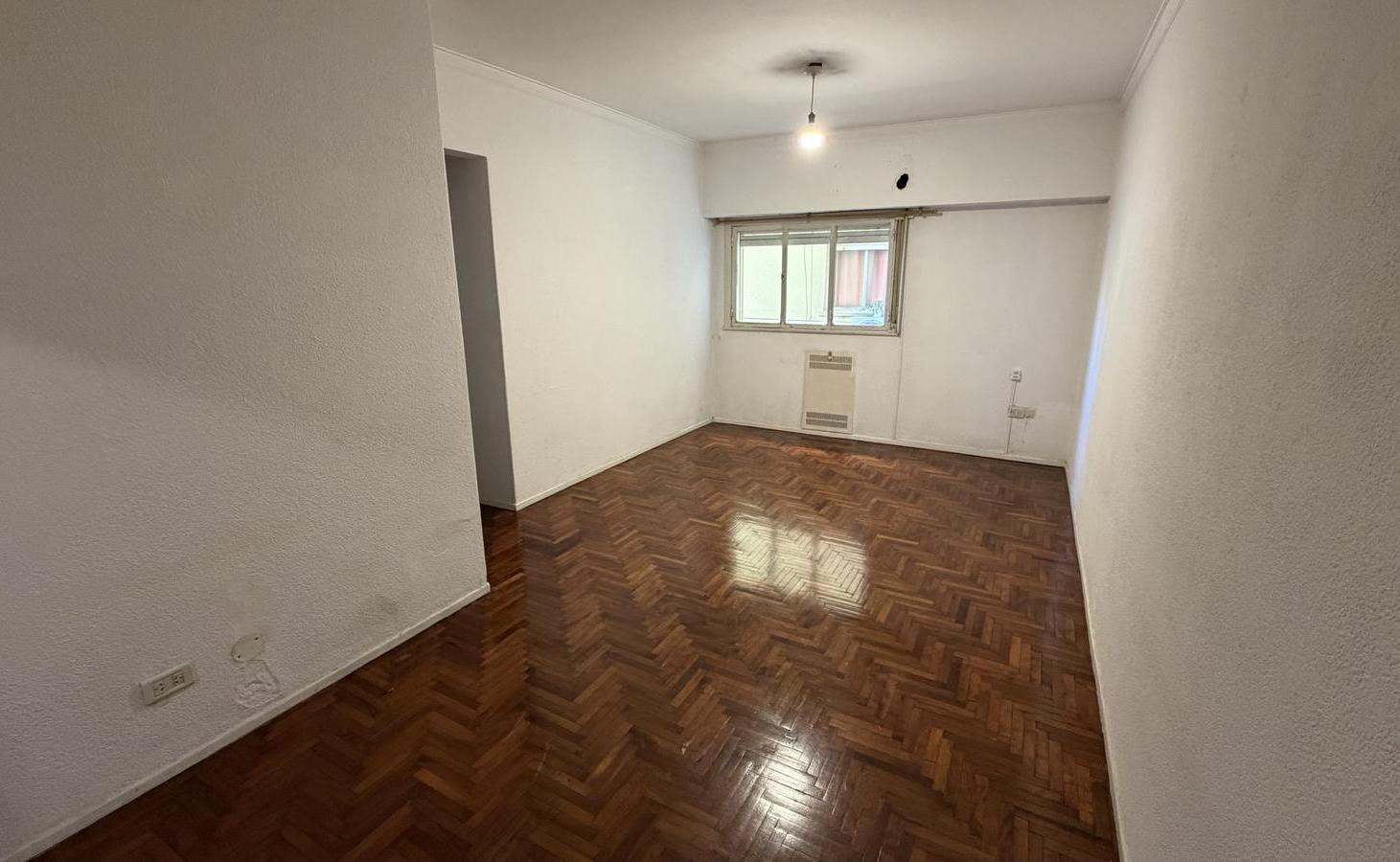 Foto de DEPARTAMENTO DE 3 AMBIENTES EN EXCELENTE UBICACION, imagen 4