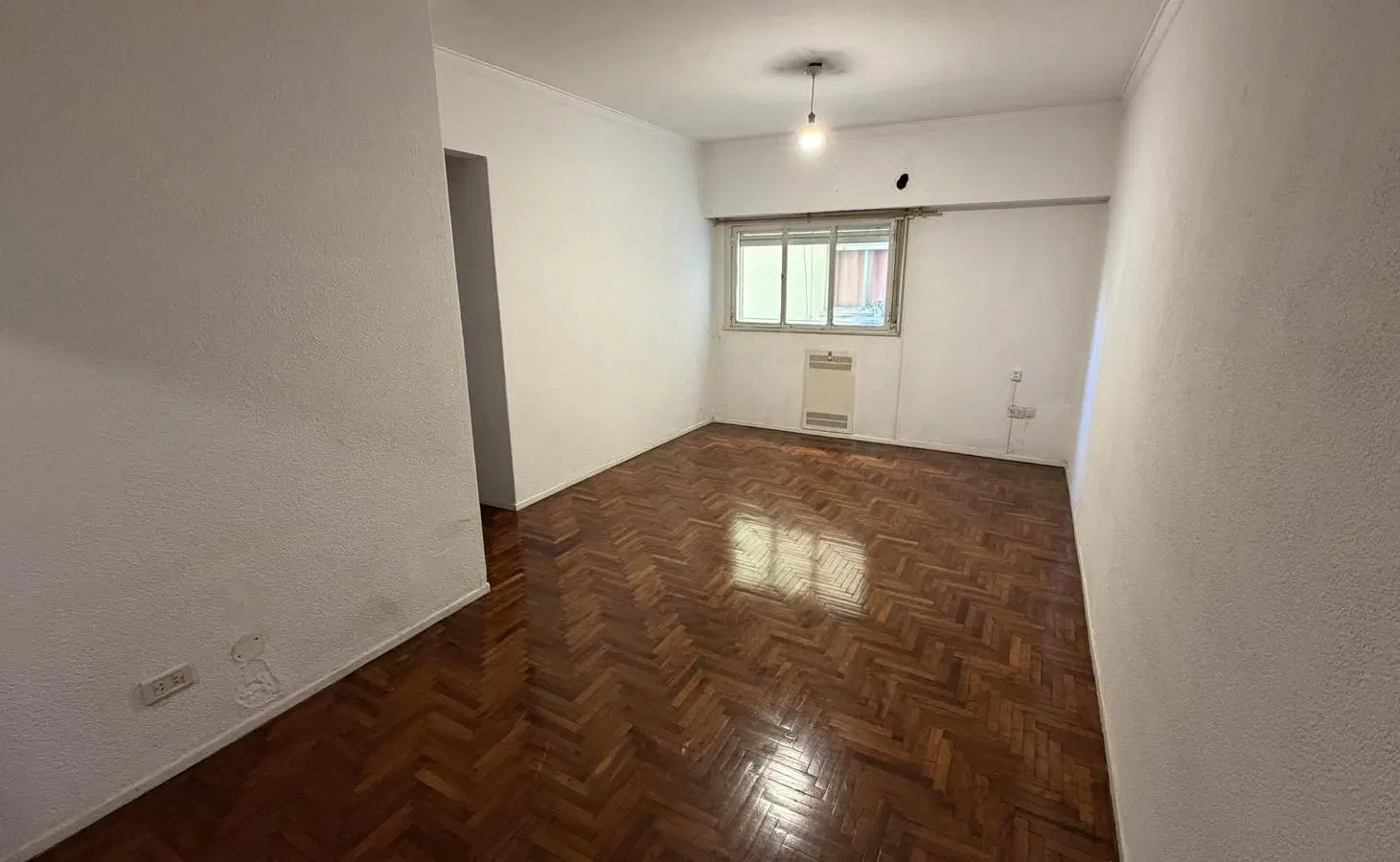 DEPARTAMENTO DE 3 AMBIENTES EN EXCELENTE UBICACION 4