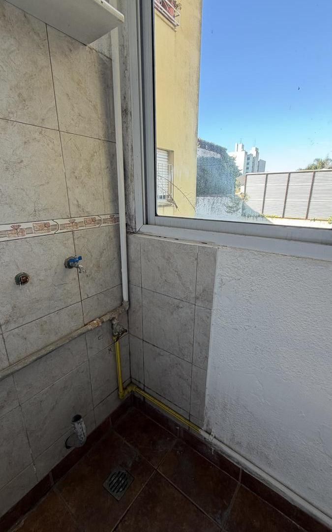 Foto de DEPARTAMENTO DE 3 AMBIENTES EN EXCELENTE UBICACION, imagen 5