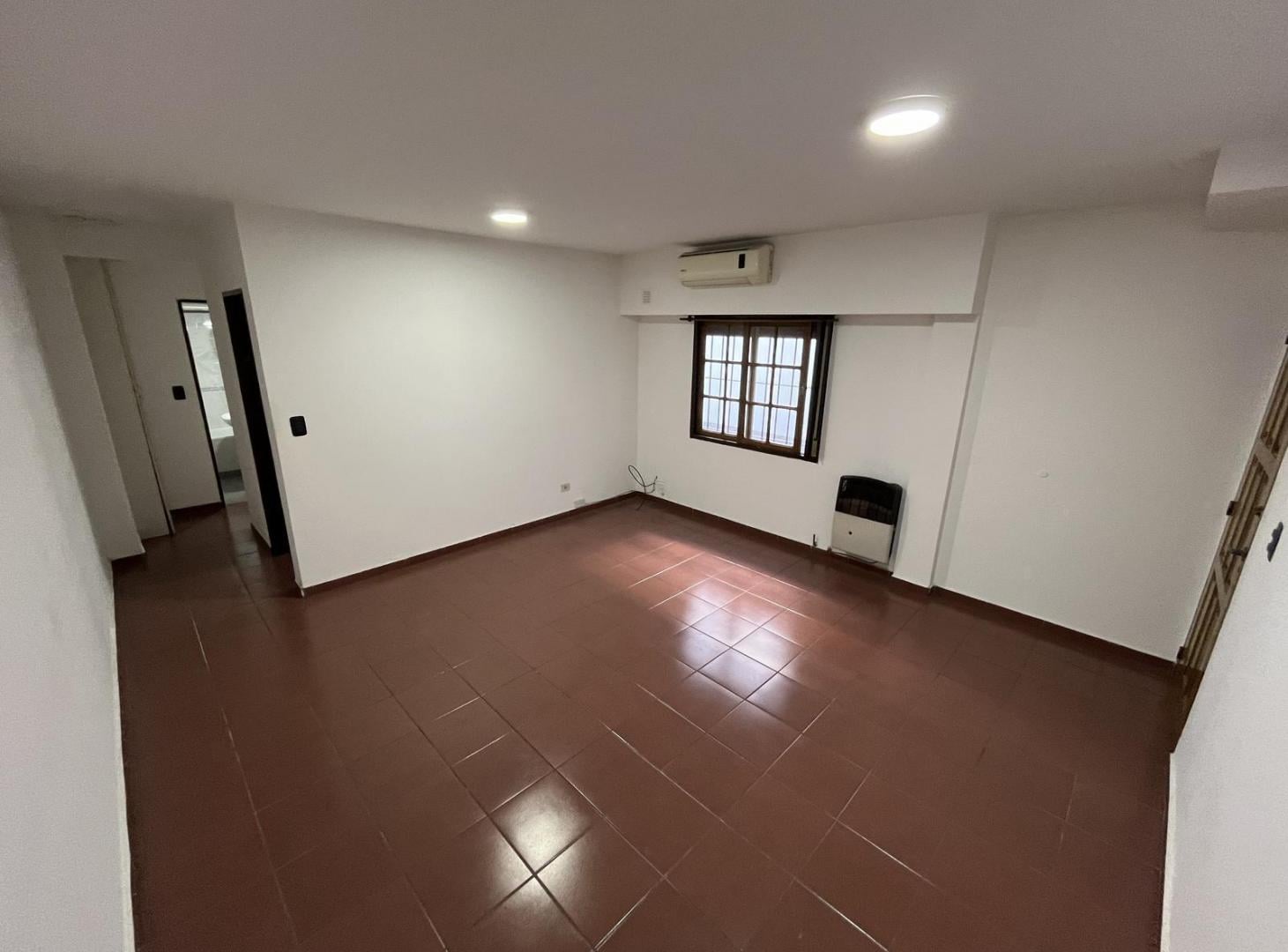 Foto de DEPARTAMENTO DOS AMBIENTES EN MUY BUENA UBICACION, imagen 5