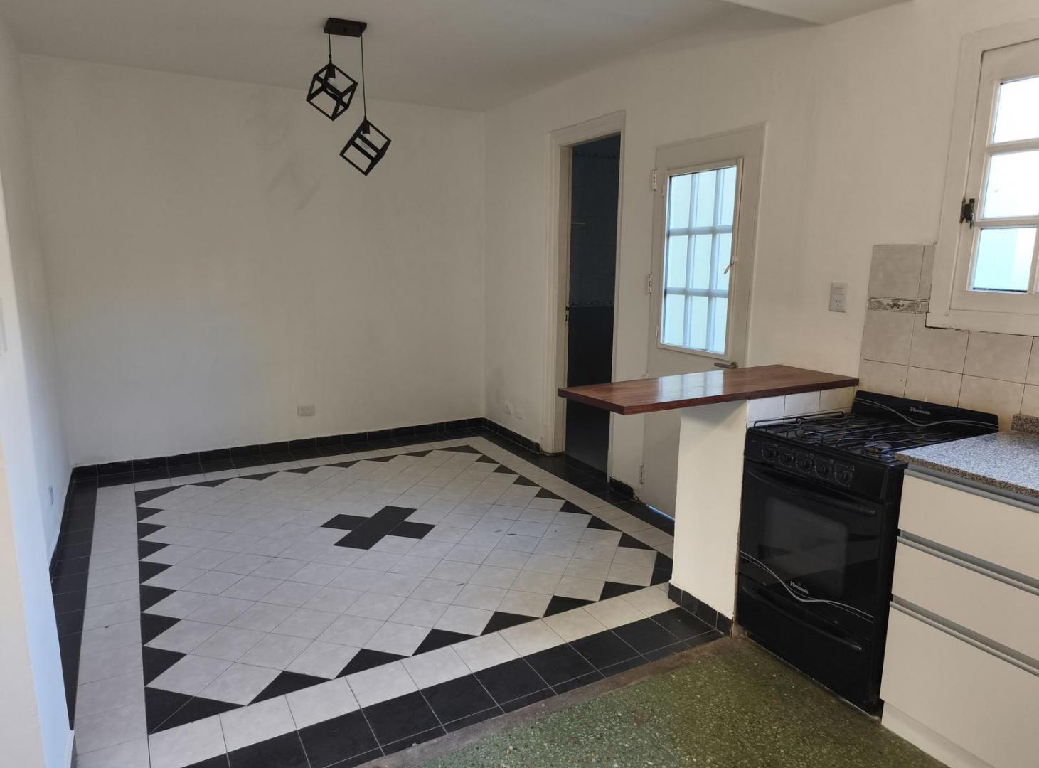 Foto de PH DE 3 AMBIENTES CON PATIO Y ESPACIO VERDE, imagen 4