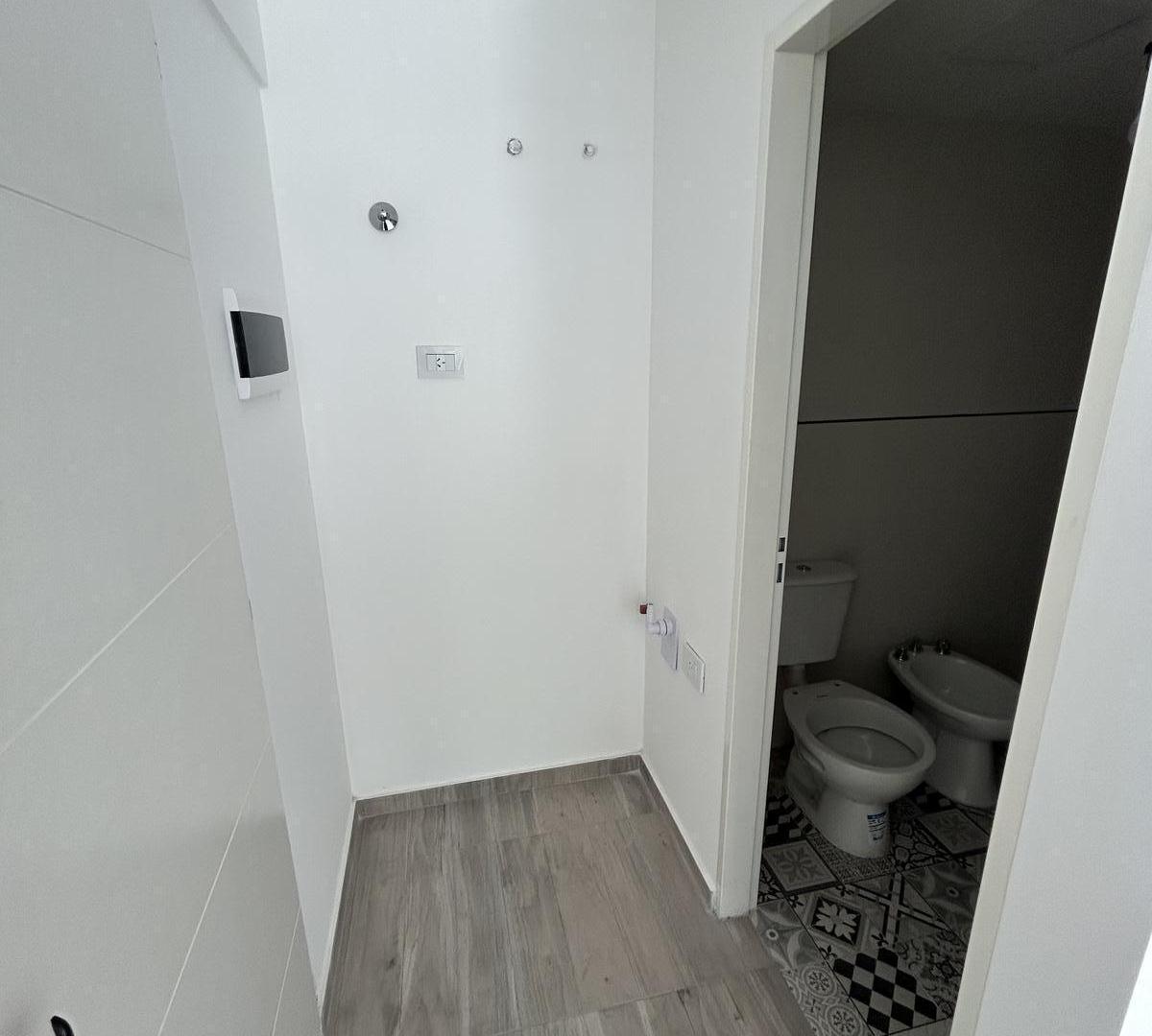 Foto de DEPARTAMENTO MONOAMBIENTE A ESTRENAR EN MUY BUENA UBICACION, imagen 4