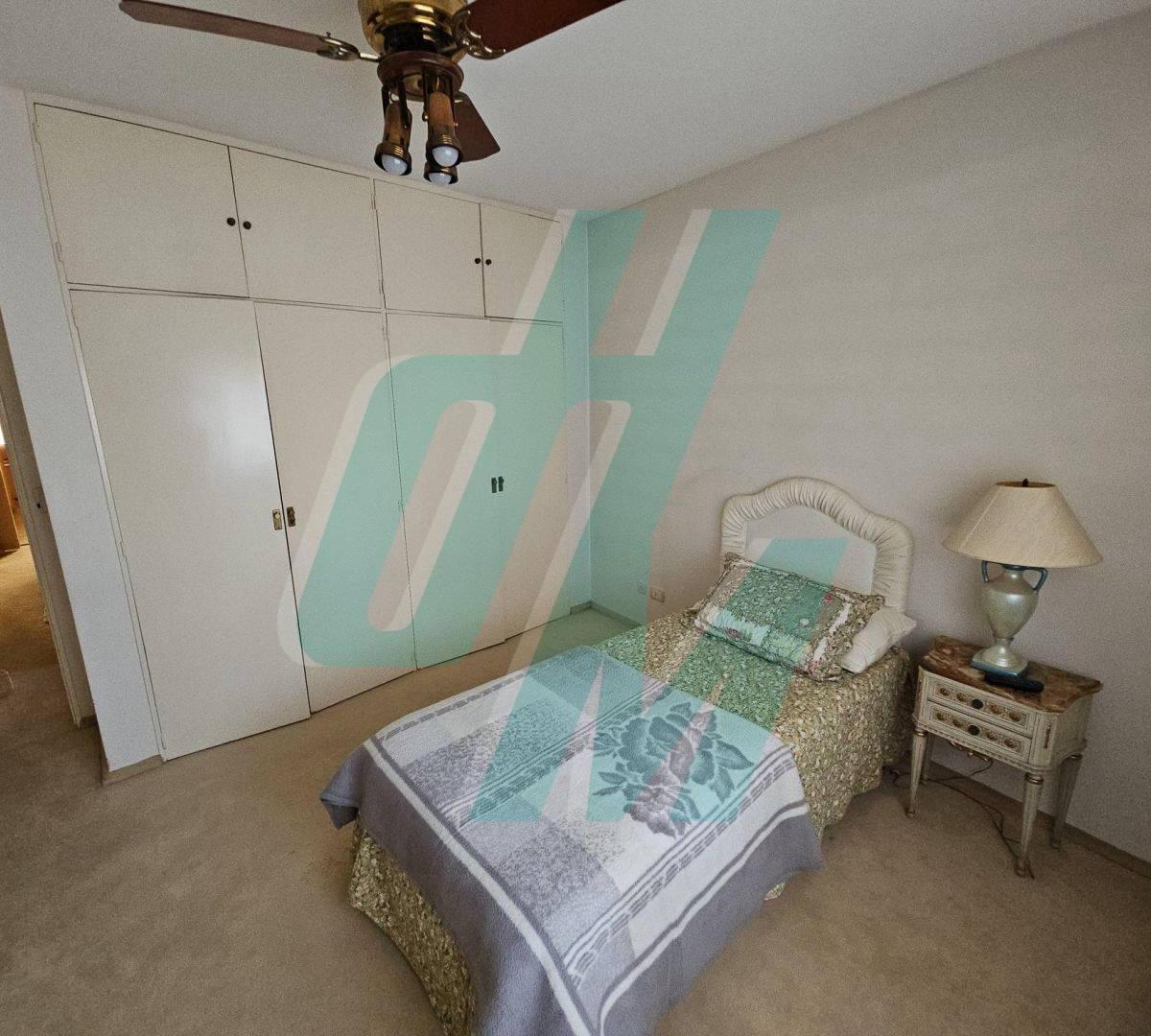 Imperdible 5 Ambientes Al Frente con Cochera en Caballito 2
