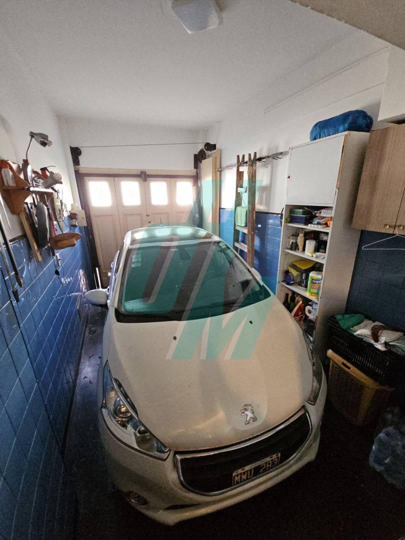 Exte. Casa Lote Propio 5 Ambs con Jardín y Pileta Floresta 3