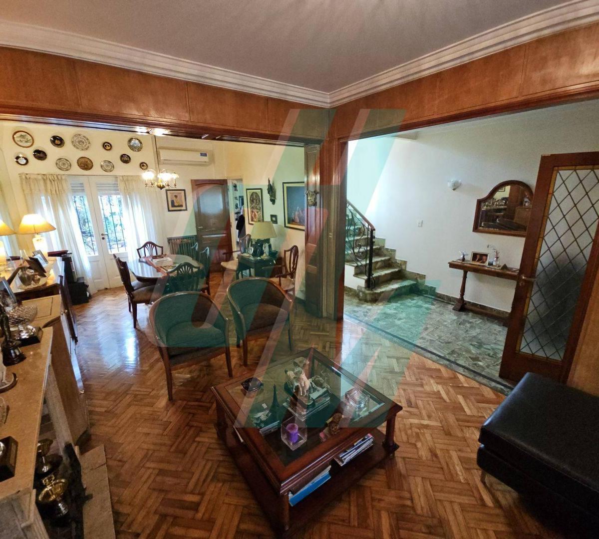 Exte. Casa Lote Propio 5 Ambs con Jardín y Pileta Floresta 2