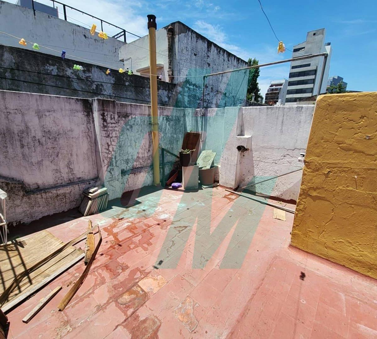 Excelente 3 Ambs con Patio y Terraza a Reciclar 5