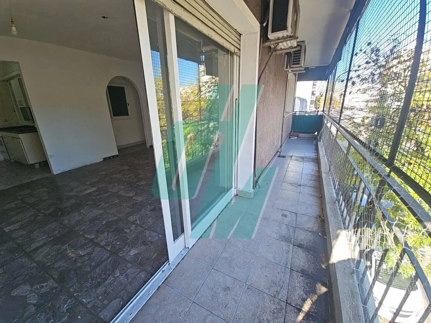 Excelente departamento 3 ambientes al frente - Santa Rita 3