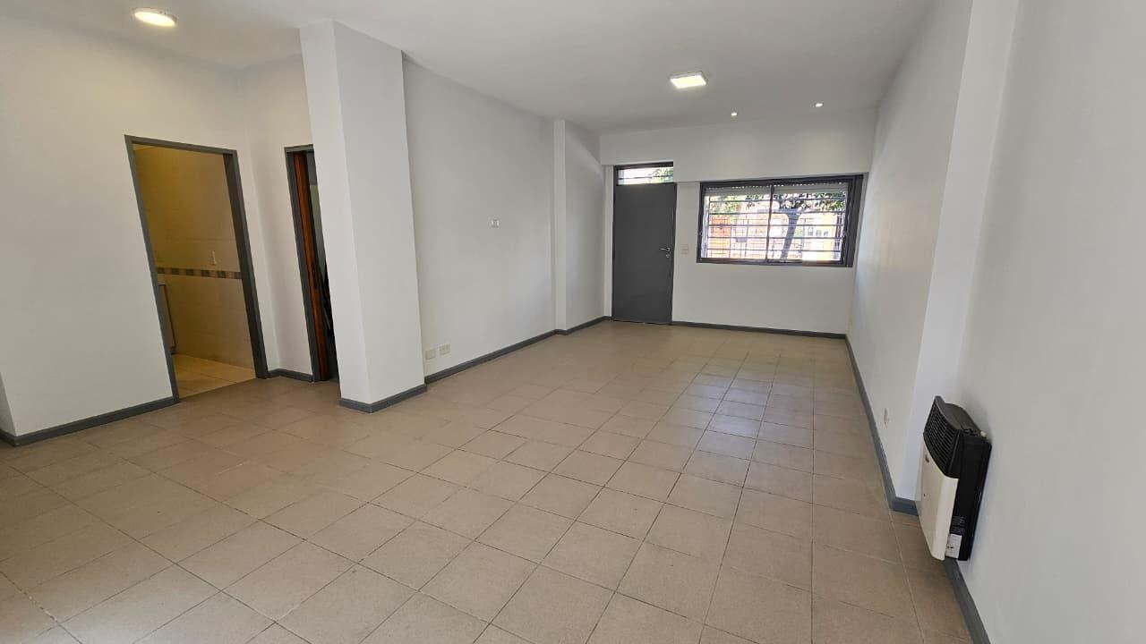 Foto de PH DE 3 AMBIENTES CON ESCRITORIO, COCHERA, PATIO Y BALCÓN TERRAZA, imagen 5