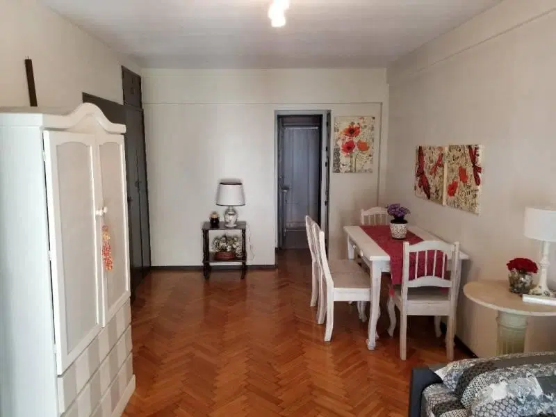 Departamento de una ambiente y medio. Amoblado. 1